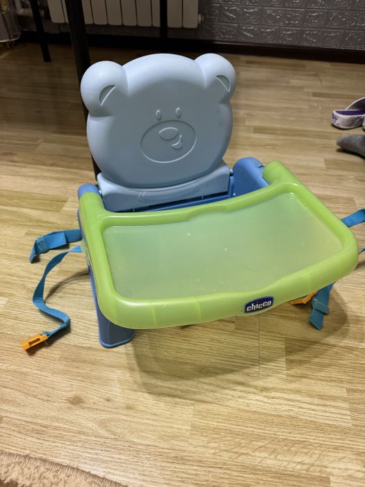 Детский стол для кормления chicco