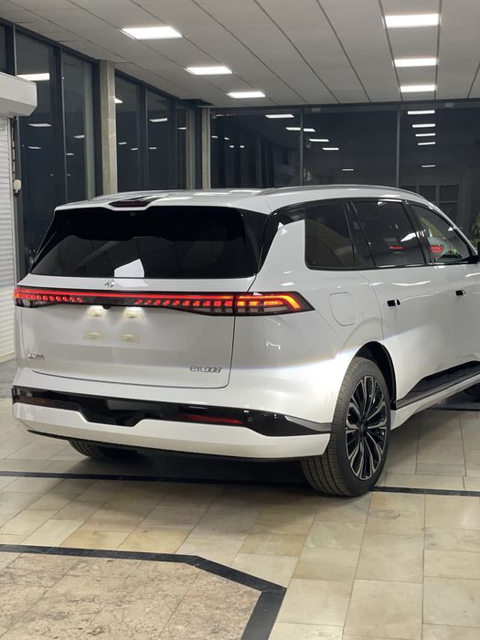 Dong feng 008 Restailing Full Hybrid 2026