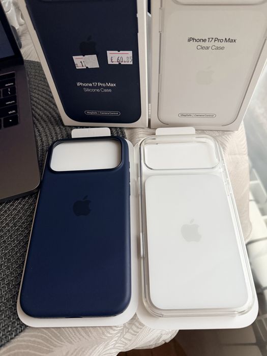 100% Оригинални кейсове за 17 Pro Max на Apple - Clear / Midnight