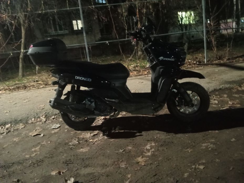 Skutere drongo 1000 klametrcha yurgan