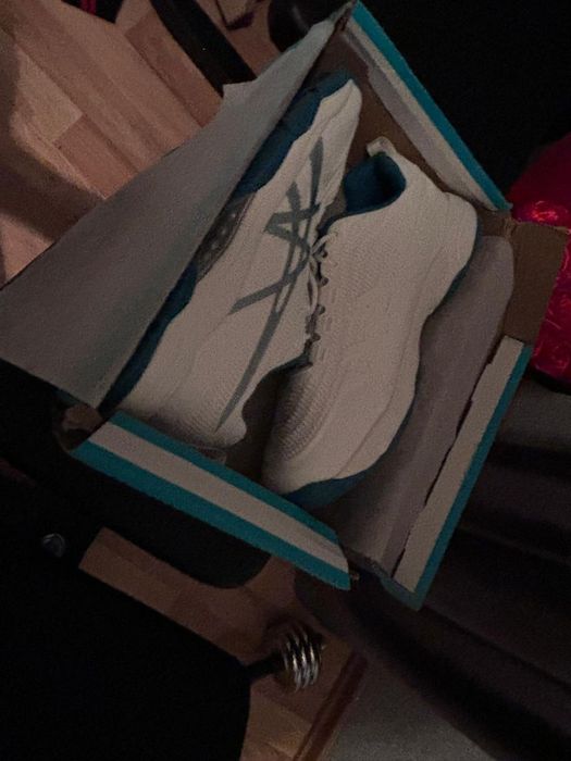 Кроссовки ASICS 44 размера