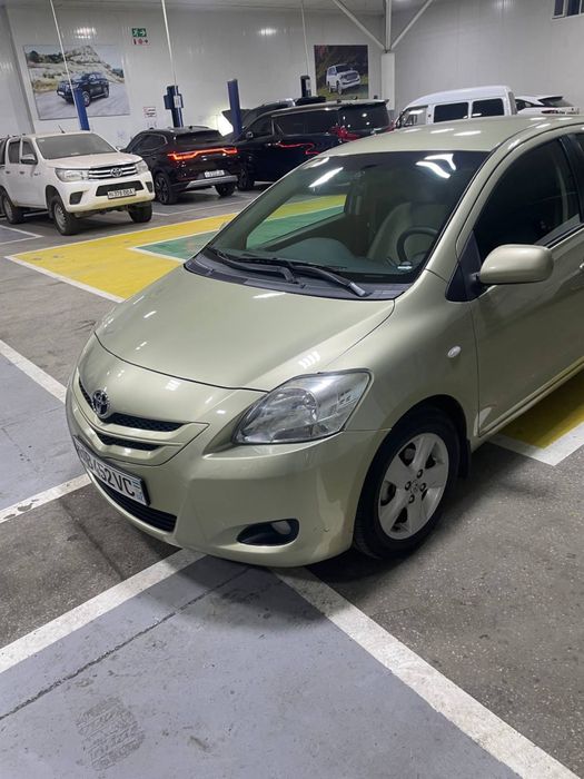 Toyota yaris 2007 yil idiyal tozza
