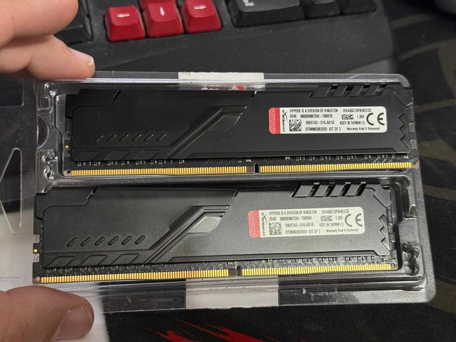 Kingston Hyper X Fury 32GB kit (2x 16GB) DDR4 рам памет комплект  RAM memory