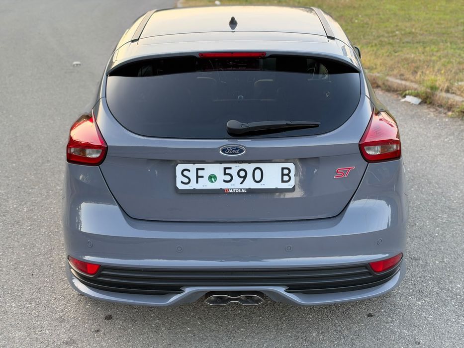 FORD Focus 2017 — imagine 5