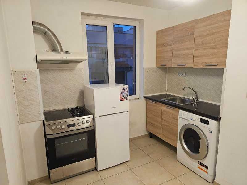 Дава се под наем Едностаен апартамент в София, Витоша - 41 кв.м за 438.6 € - Снимка #3