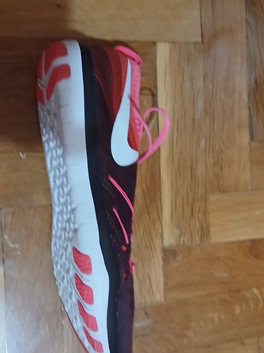 Маратонки NIKE Намаление