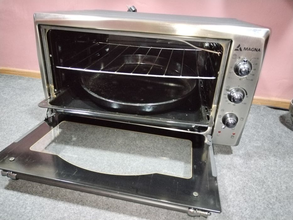 Электрическая духовка.