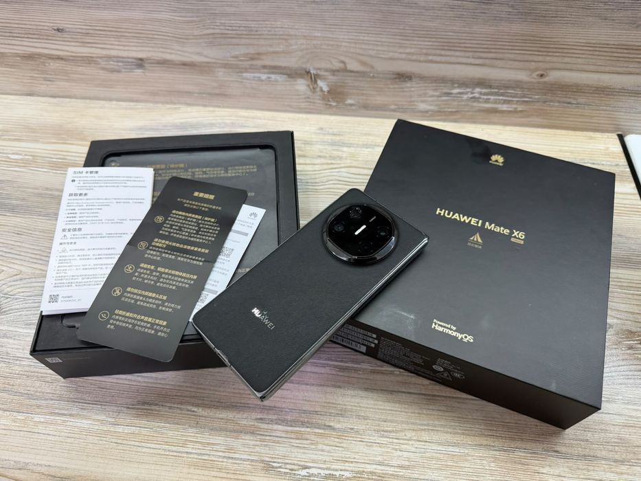 Huawei Mate X6 12/512 Gb