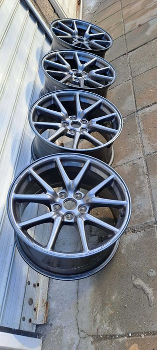 Джанти + Сензори Tesla