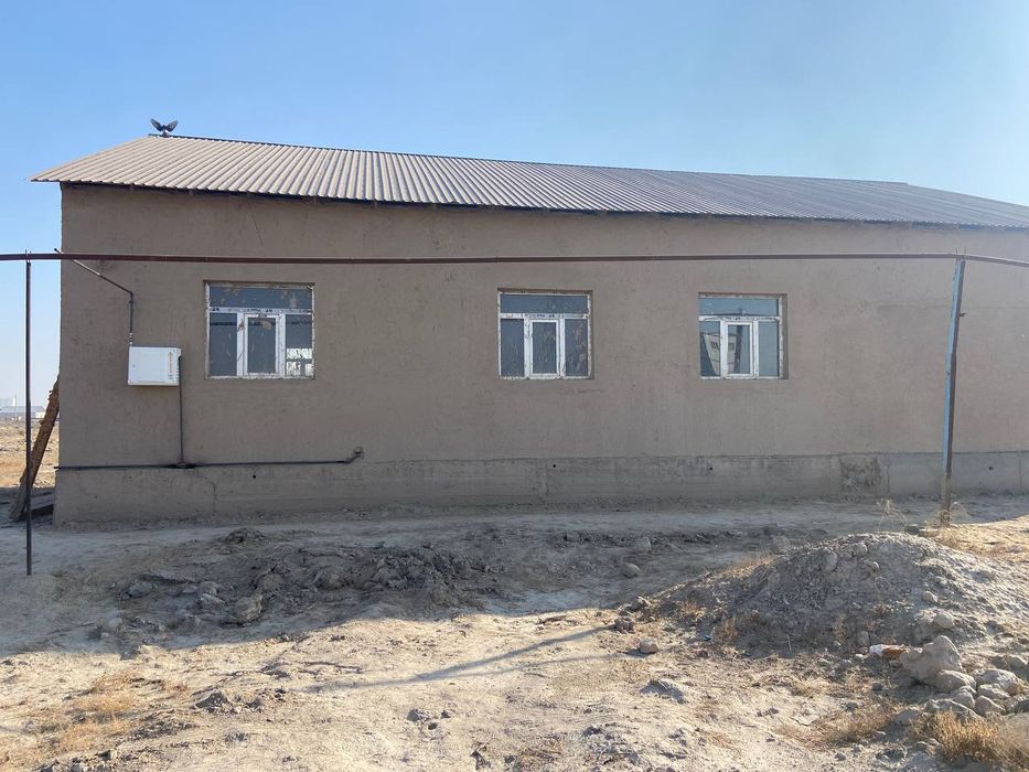 Уй сатылады адрес такыятас районы таза Беруний мектеп артындағы коше