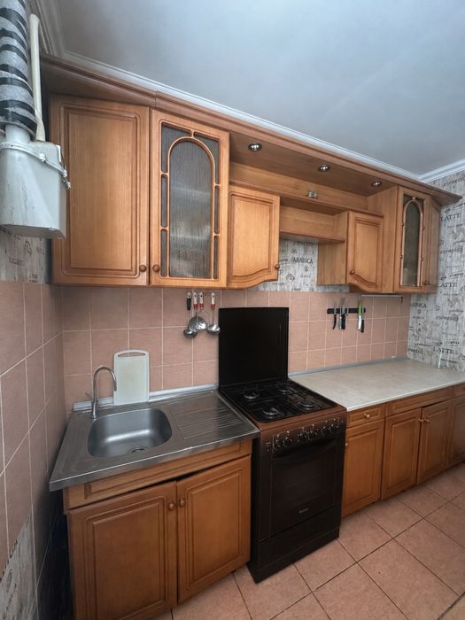 продам кухонный гарнитур