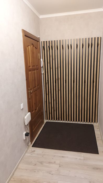 Продам 4 комнатную квартиру