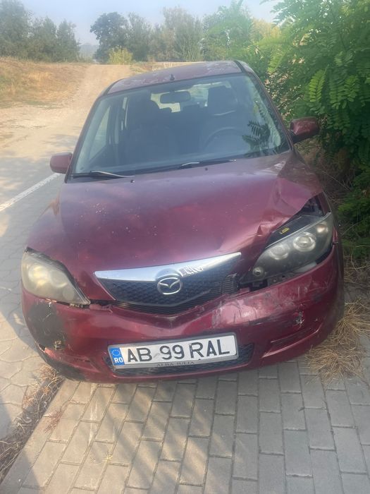Vând Mazda 2 an 2007 (1.4 benzina)