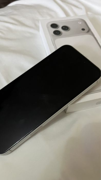 Айфон 17 PRO MAX