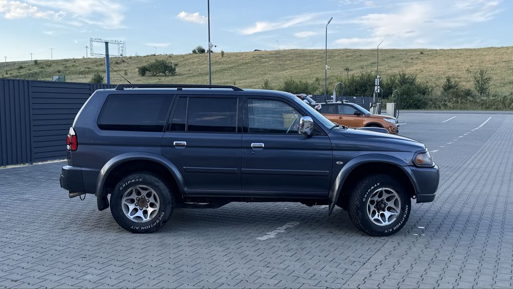 Mitsubishi Pajero Sport 2005