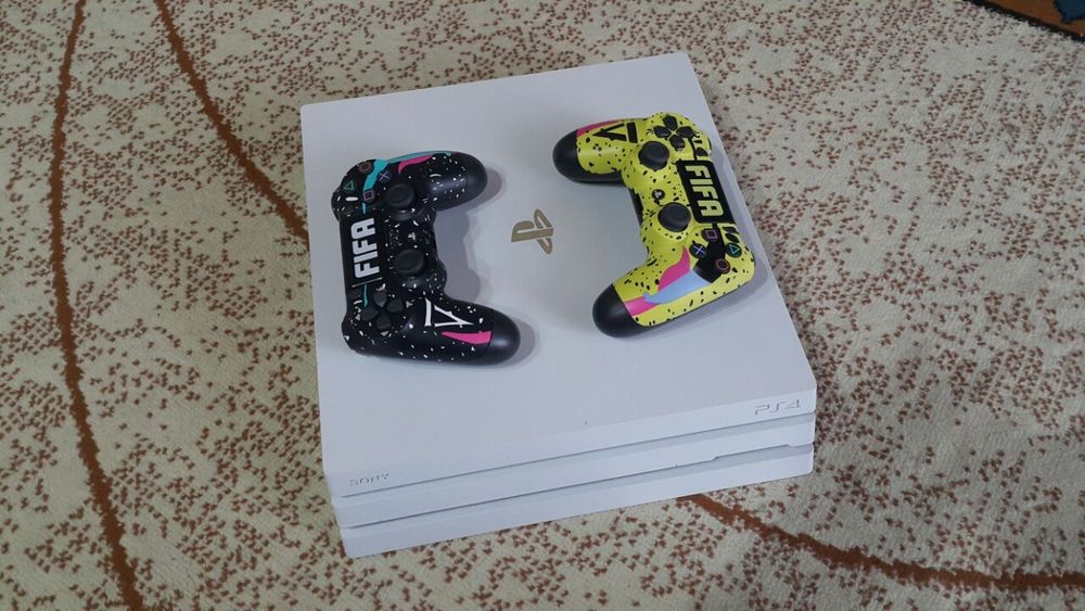 AKSIYA!!! Playstation..lar. Slim & Pro + Games.