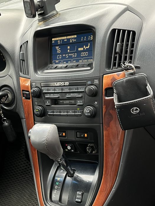 Lexus RX300 4WD 2000 год