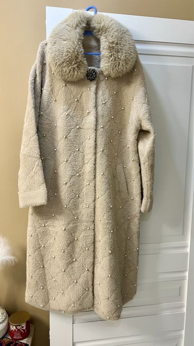 Верхняя одежда . Дубленка демисезон.