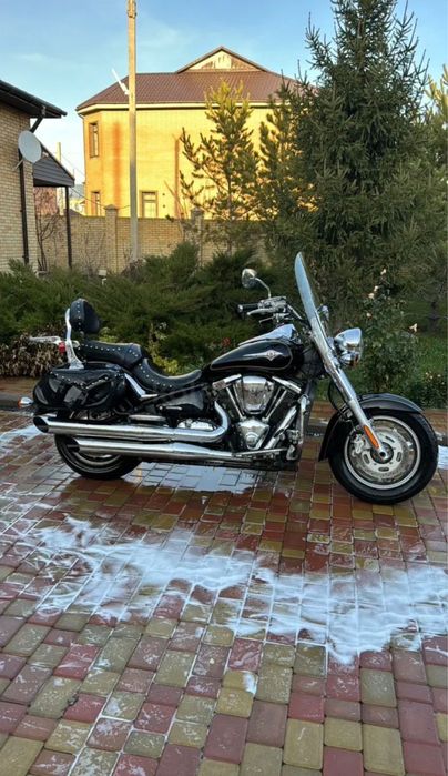 Продам мотоцикл kawasaki VN2000 Vulcan