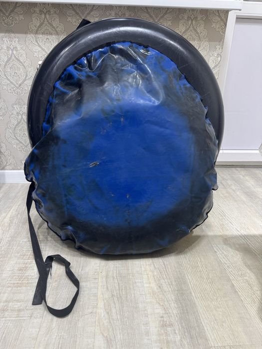 Ватрушка, тюбинг для катания на горке