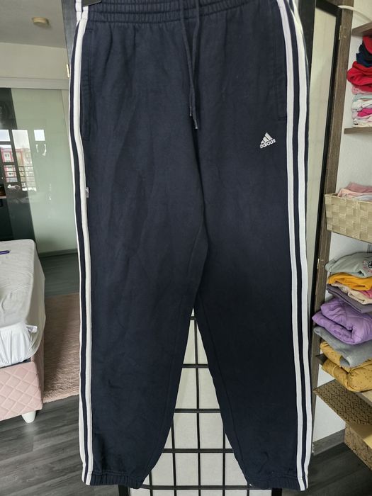 Pantaloni de trening Adidas marime S oversize