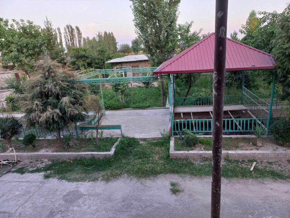 Сдаётся в аренду 2 участка по 6 и 7 соток для бизнеса.