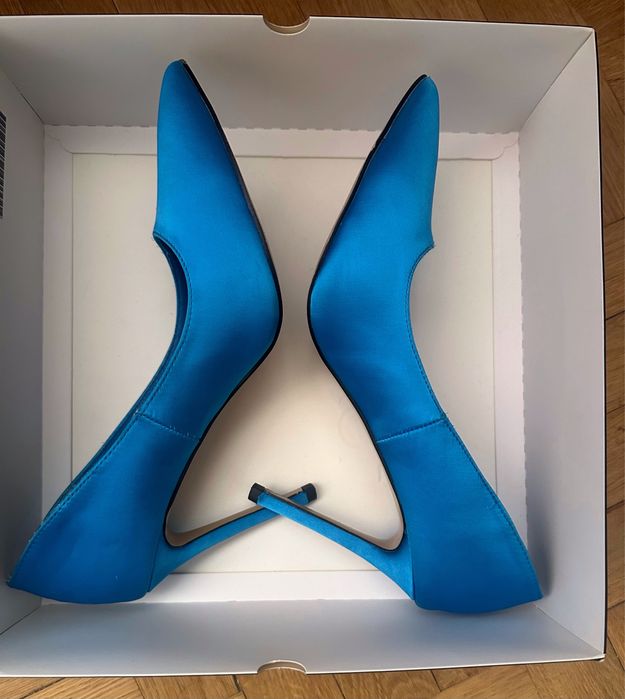 Сатенени токчета