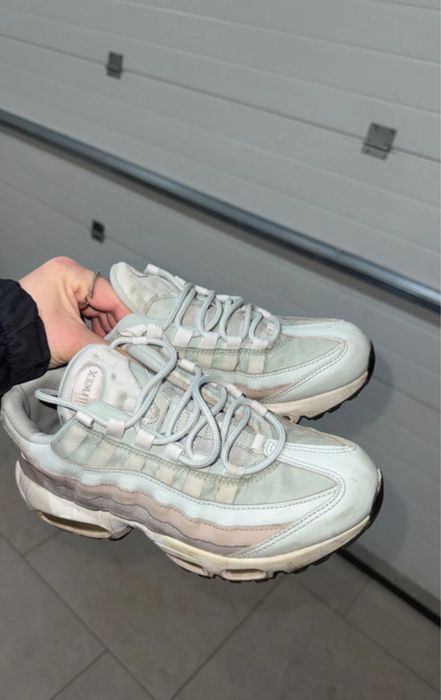 Adidasi nike air max