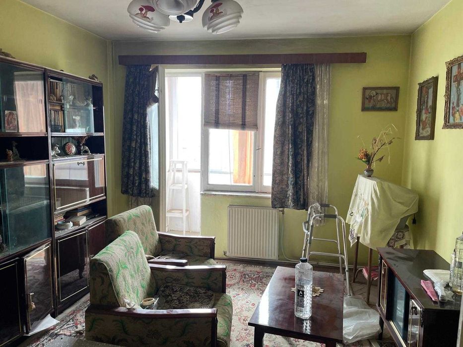 de vânzare apartament situat în centru nou Baia Mare (intersectia bulevardelor Unirii cu Regele Mihai I)