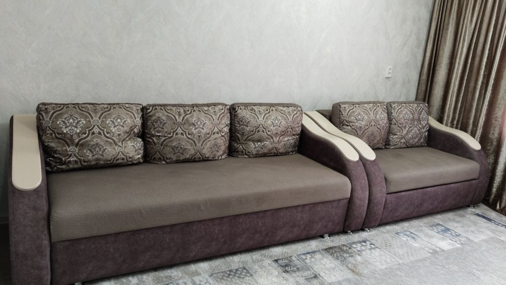 Диван большой и маленький