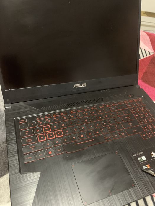 Laptop asus tuf gaiming FX705GD i5 core 8 th generatie schimb ps5 disk
