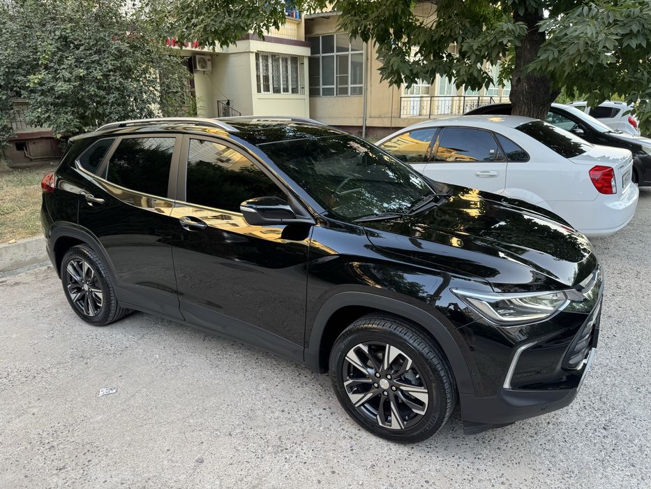 Tracker 2 premier 2023