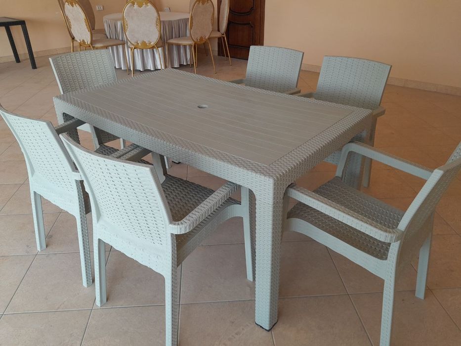 Стол стул комплект сотилади