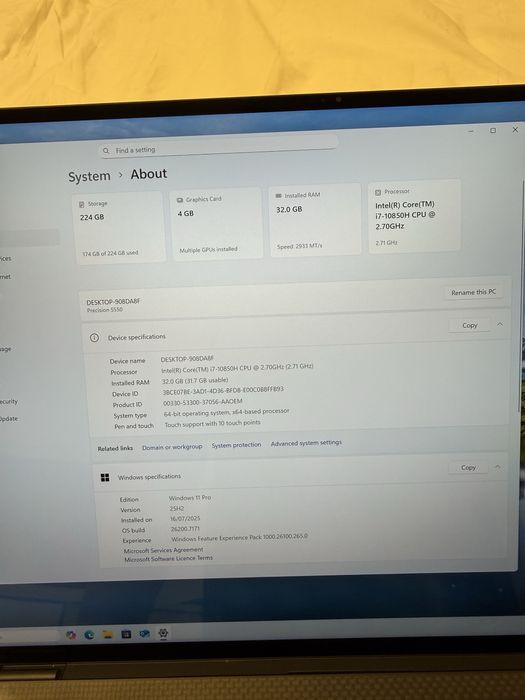 Laptop DELL Precision 5550