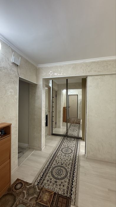 Ақмешіттен 3-қабаттан,4 бөлме зың ремонтпен