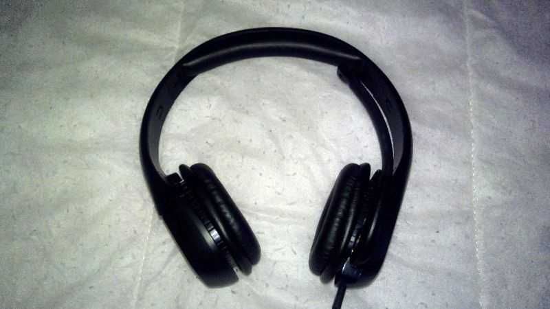 Слушалки с микрофон Plantronics