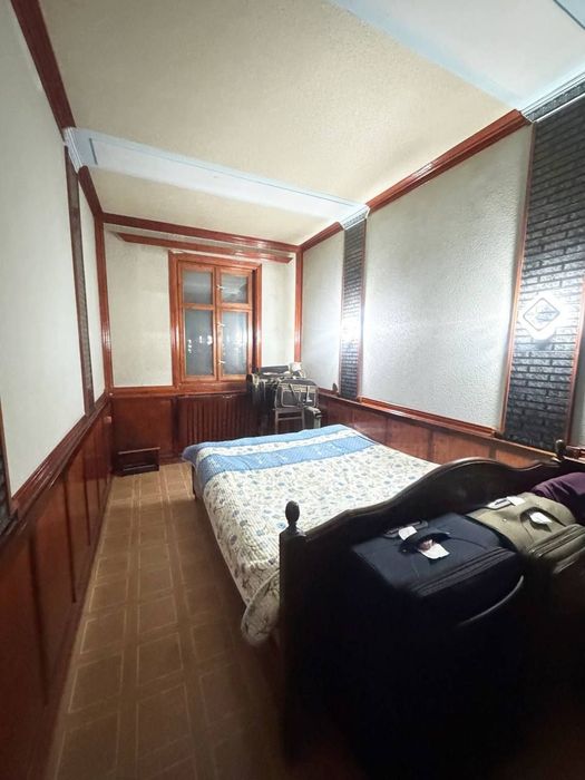 Срочно ‼️2 комнатная балкон 1.5/3 9кв Чиланзар