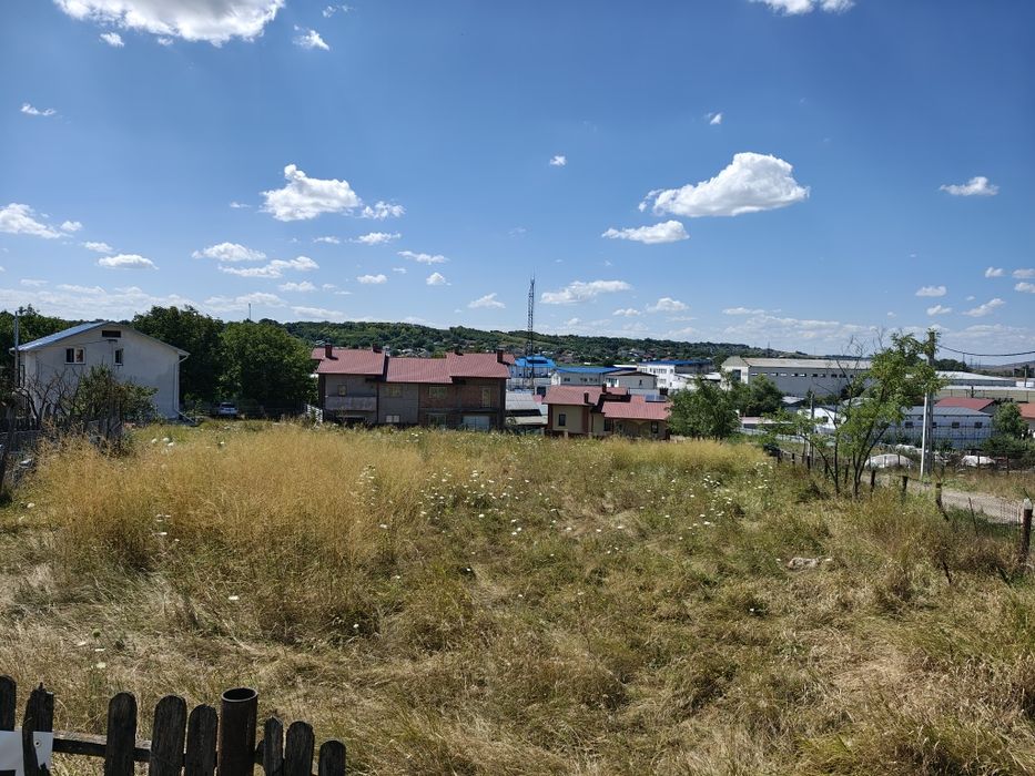 Teren intravilan 1513mp - Răchiți - toate utilitățile