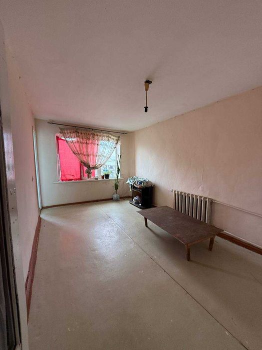 Продаётся Срочно 2х комнатная квартира 4-этаже Адрес Ахмад Ош (Панжоб)