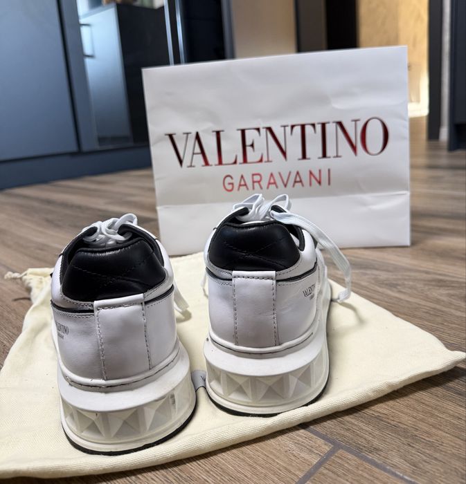Valentino Garavani обувки