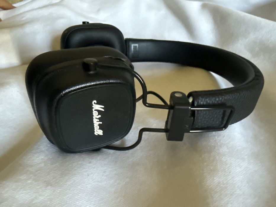 наушник Marshall IV