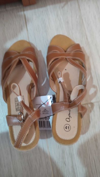 Нови обувки размер 40