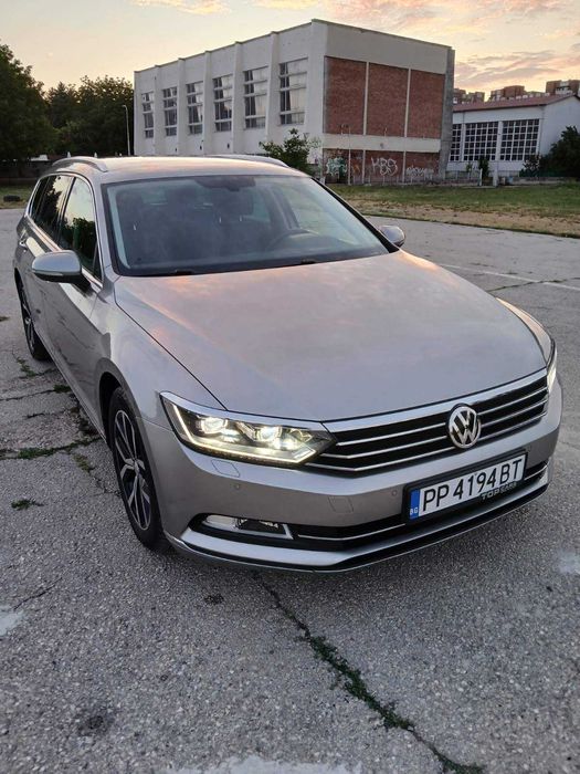 Продавам VW Passat 2.0 TDI DIGITAL
