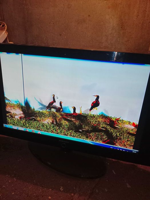 Продам телевизор Samsung на запчасти