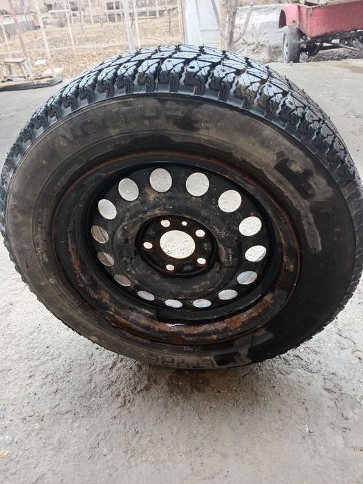 Шиповая резина R15