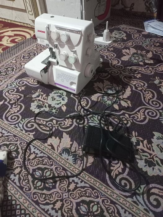 Оверлок швейное оборудование