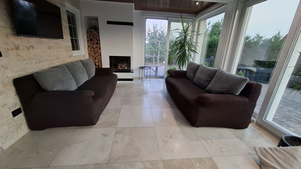 Set 2 canapele extensibile 3 locuri, cu ladă și perne – stare foarte bună