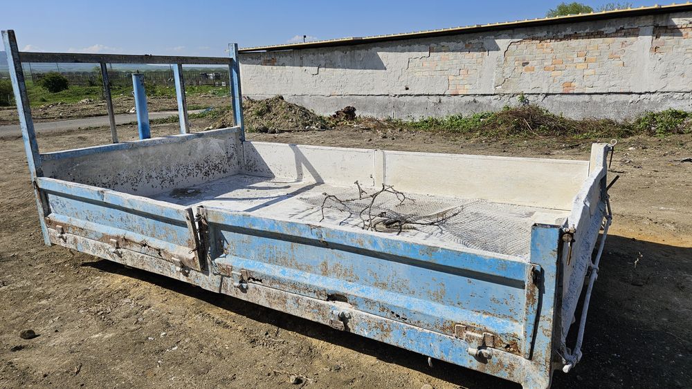 Самосвален   кош