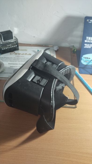 Продам Vr очки цена 6000тг