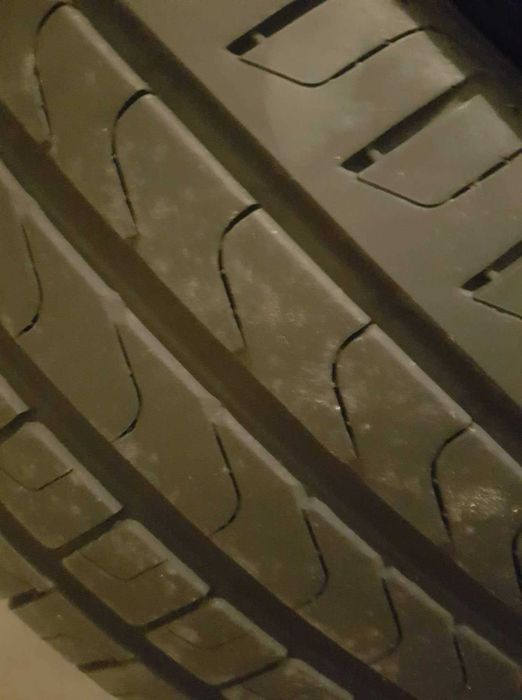 Продавам летни гуми Пирели 225/55/18